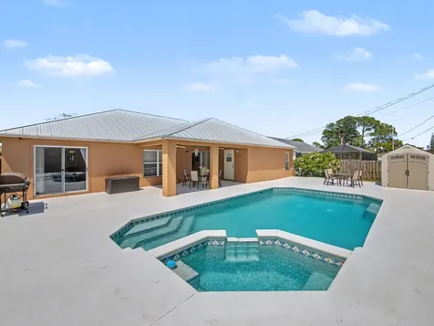 2674 SE Creston Lane Port St Lucie FL 34952
