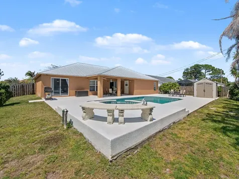 2674 SE Creston Lane Port St Lucie FL 34952