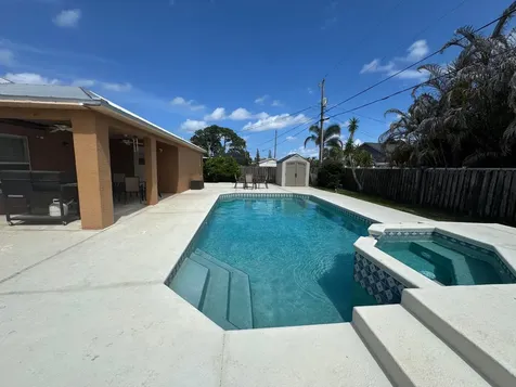 2674 SE Creston Lane Port St Lucie FL 34952