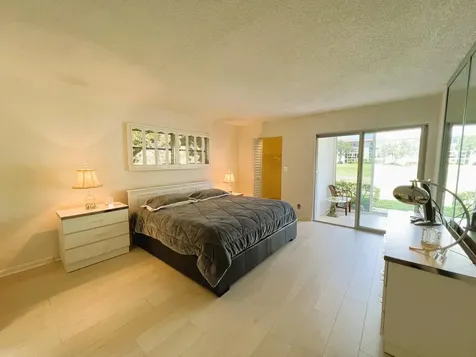 2902 Victoria Circle Coconut Creek FL 33066