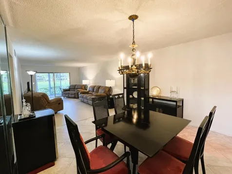2902 Victoria Circle Coconut Creek FL 33066