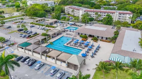2902 Victoria Circle Coconut Creek FL 33066