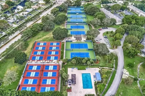 2902 Victoria Circle Coconut Creek FL 33066