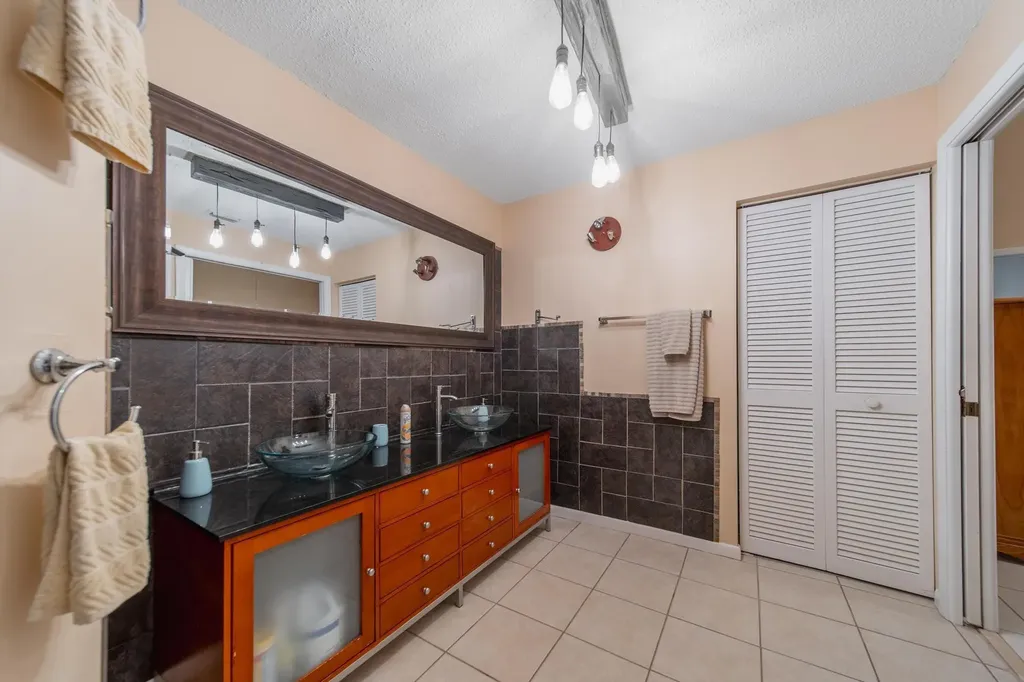 1224 Inverness Street Port Charlotte FL 33952