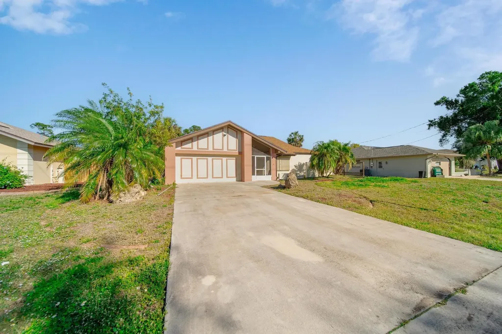 1224 Inverness Street Port Charlotte FL 33952
