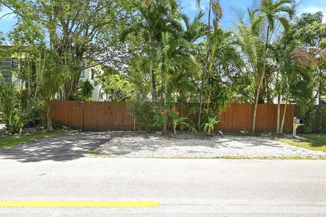 1516 SW 24th Street Fort Lauderdale FL 33315