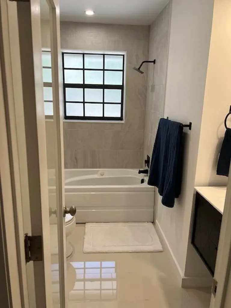 5880 NE 22nd Avenue Fort Lauderdale FL 33308