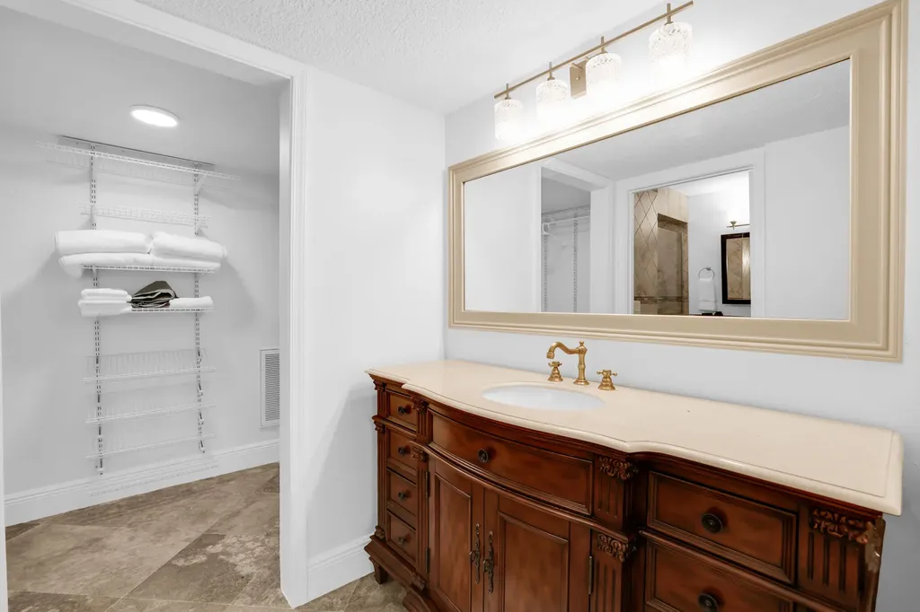 4161 U.s. Highway 1 Jupiter FL 33477