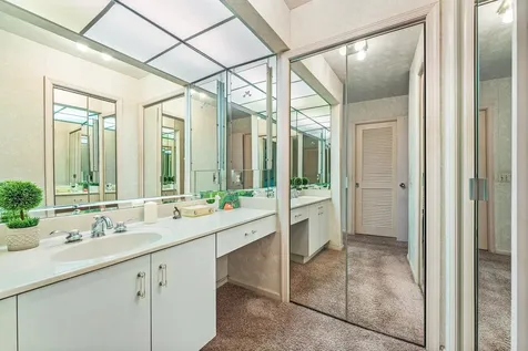 643 W Lakewoode Circle Delray Beach FL 33445