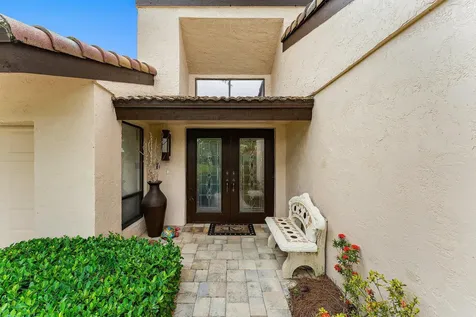 643 W Lakewoode Circle Delray Beach FL 33445