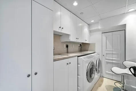 150 Bradley Place Palm Beach FL 33480
