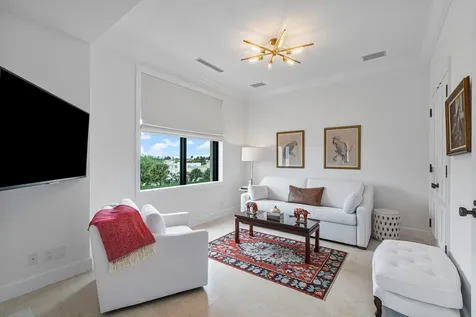 150 Bradley Place Palm Beach FL 33480