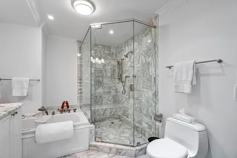 150 Bradley Place Palm Beach FL 33480