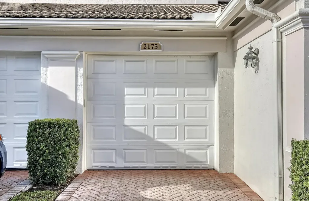 2175 Wingate Bend Wellington FL 33414