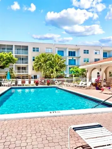 1541 S Ocean Boulevard Lauderdale By The Sea FL 33062