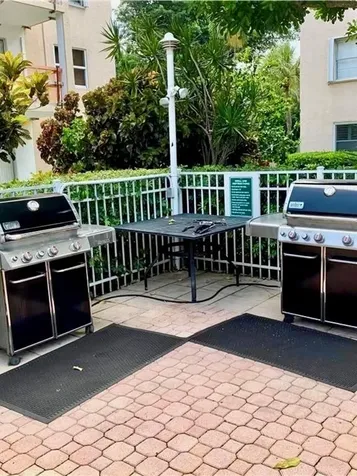 1541 S Ocean Boulevard Lauderdale By The Sea FL 33062