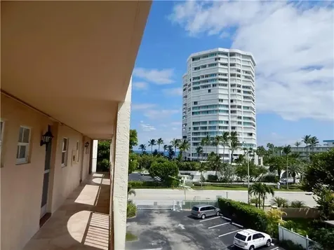 1541 S Ocean Boulevard Lauderdale By The Sea FL 33062
