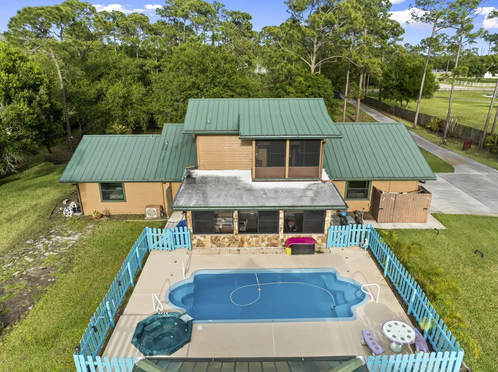 2725 Twin Oaks Trail Fort Pierce FL 34945