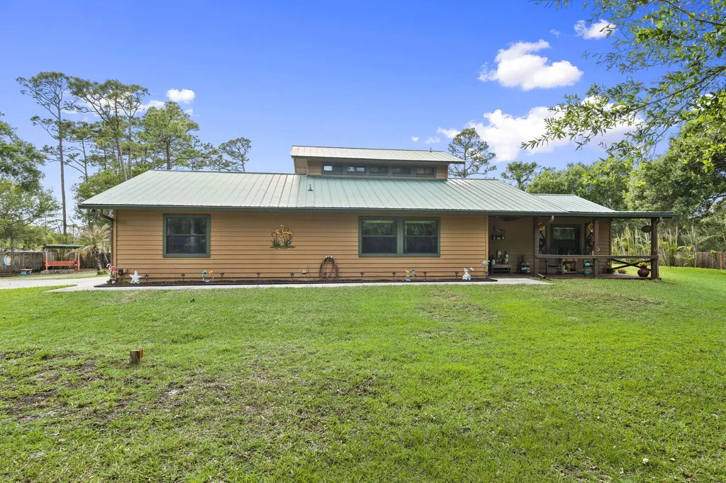 2725 Twin Oaks Trail Fort Pierce FL 34945