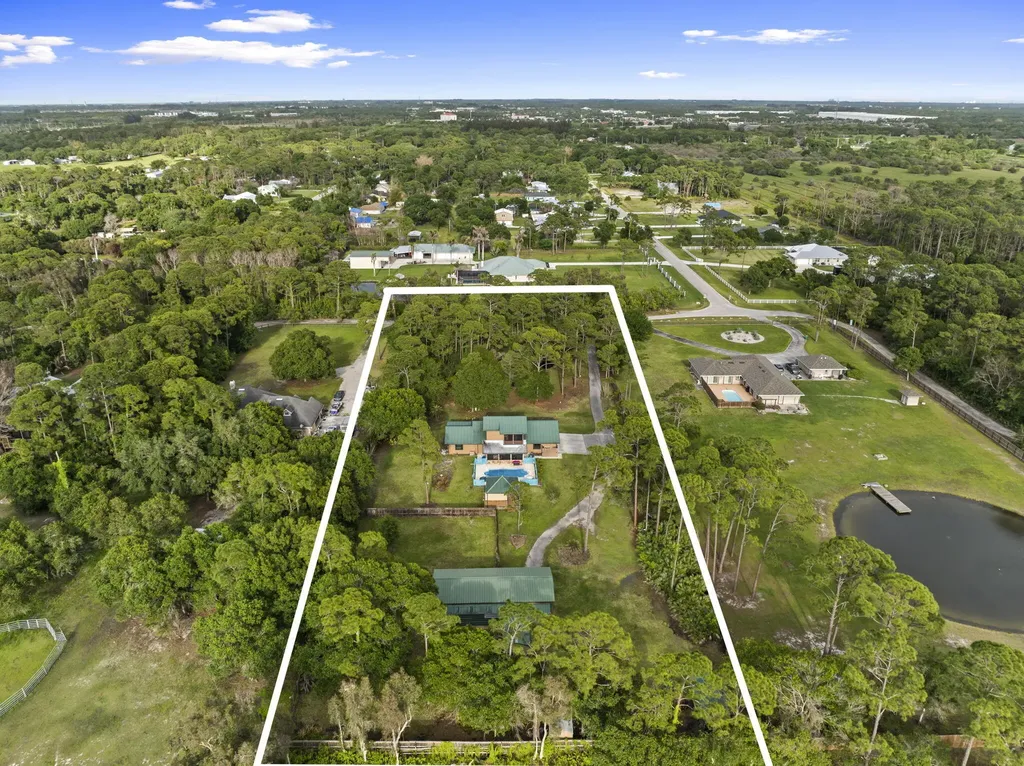 2725 Twin Oaks Trail Fort Pierce FL 34945