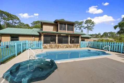 2725 Twin Oaks Trail Fort Pierce FL 34945