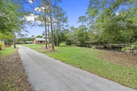 2725 Twin Oaks Trail Fort Pierce FL 34945