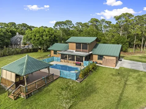 2725 Twin Oaks Trail Fort Pierce FL 34945