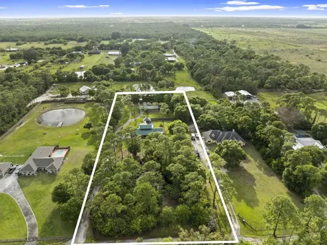 2725 Twin Oaks Trail Fort Pierce FL 34945