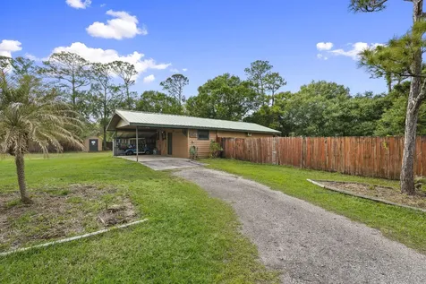 2725 Twin Oaks Trail Fort Pierce FL 34945