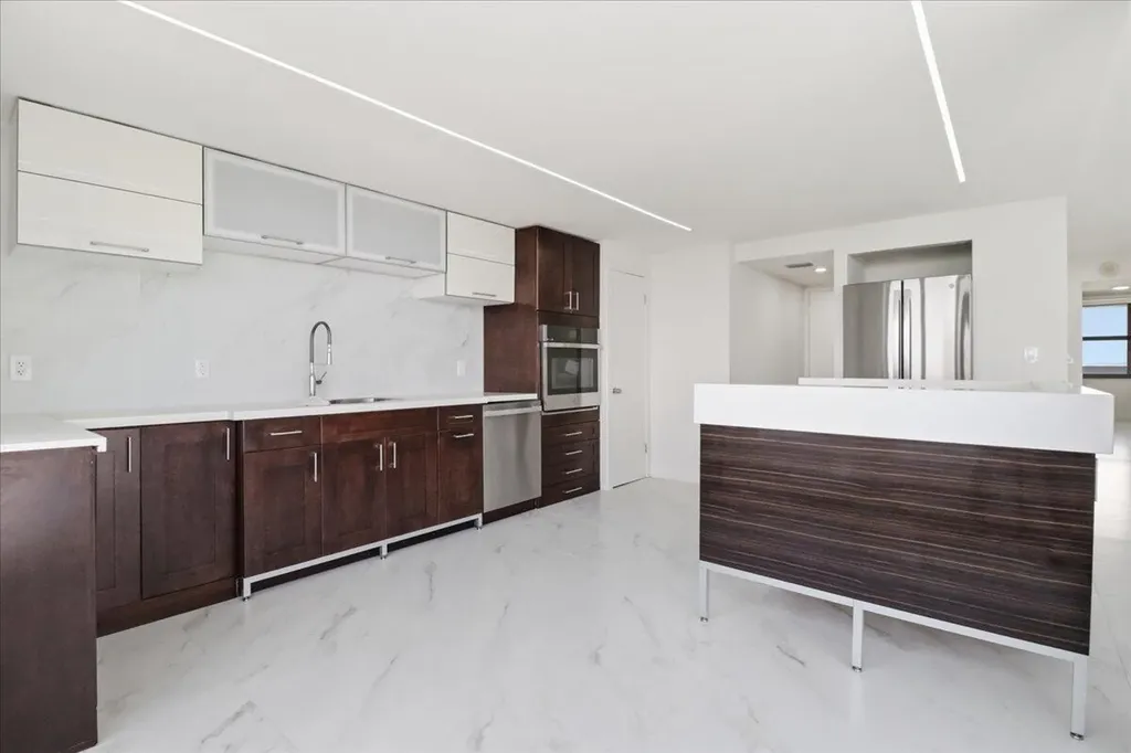 936 Intracoastal Drive Fort Lauderdale FL 33304