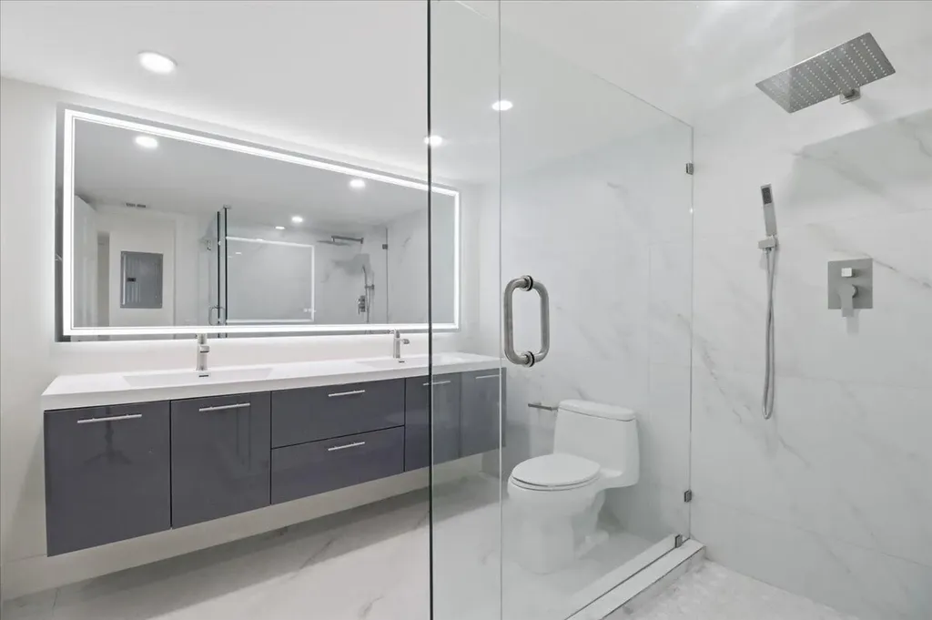 936 Intracoastal Drive Fort Lauderdale FL 33304