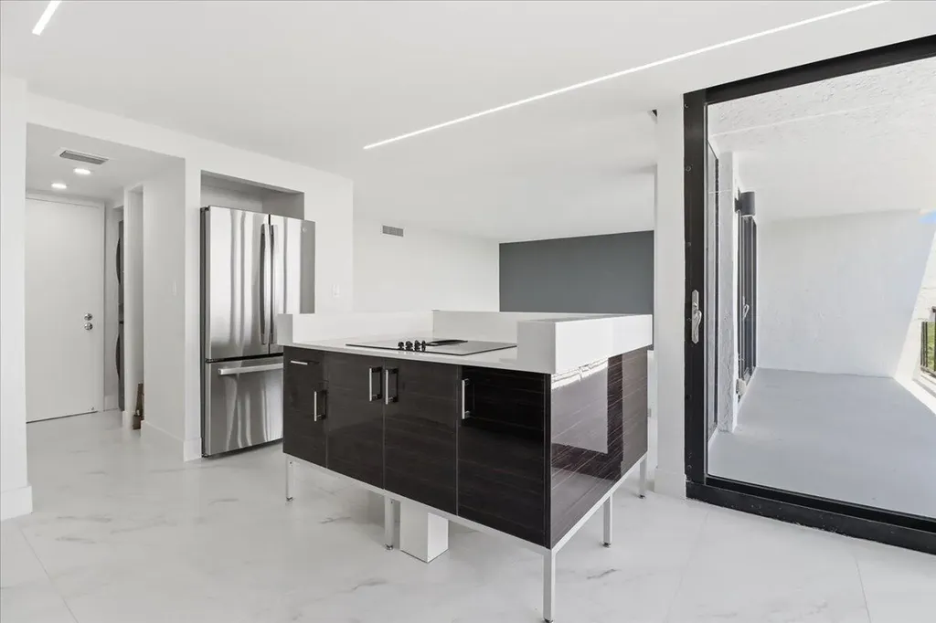 936 Intracoastal Drive Fort Lauderdale FL 33304
