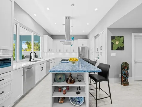 2754 NE 31st Court Lighthouse Point FL 33064