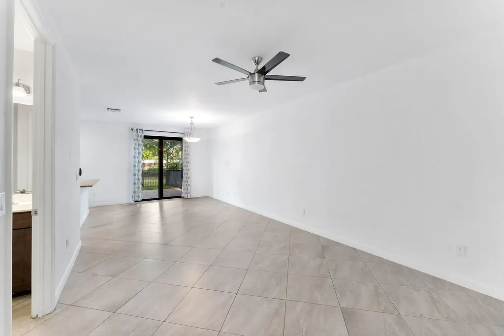 12756 Anthorne Lane Boynton Beach FL 33436