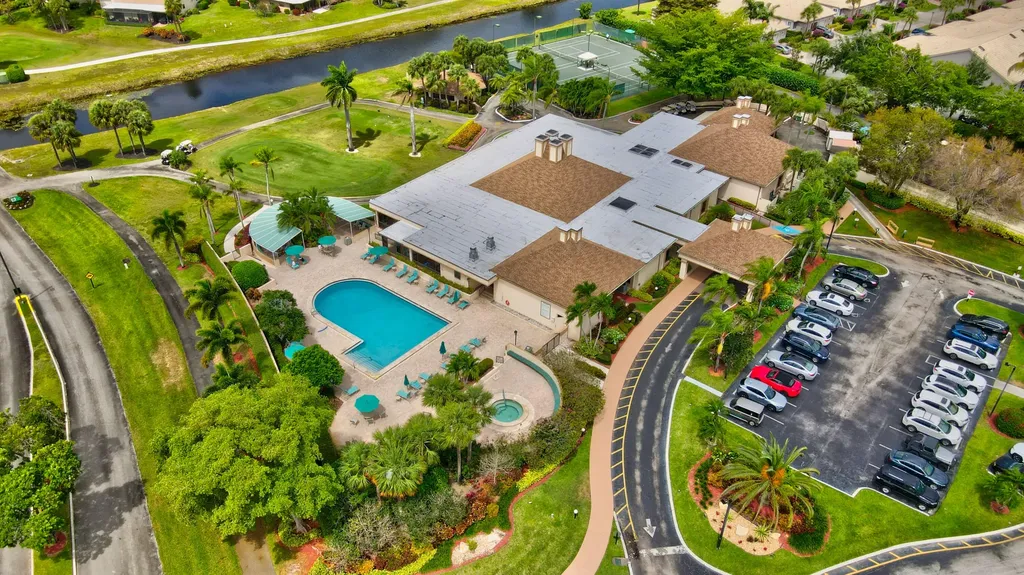 5021 Oakhill Lane Delray Beach FL 33484