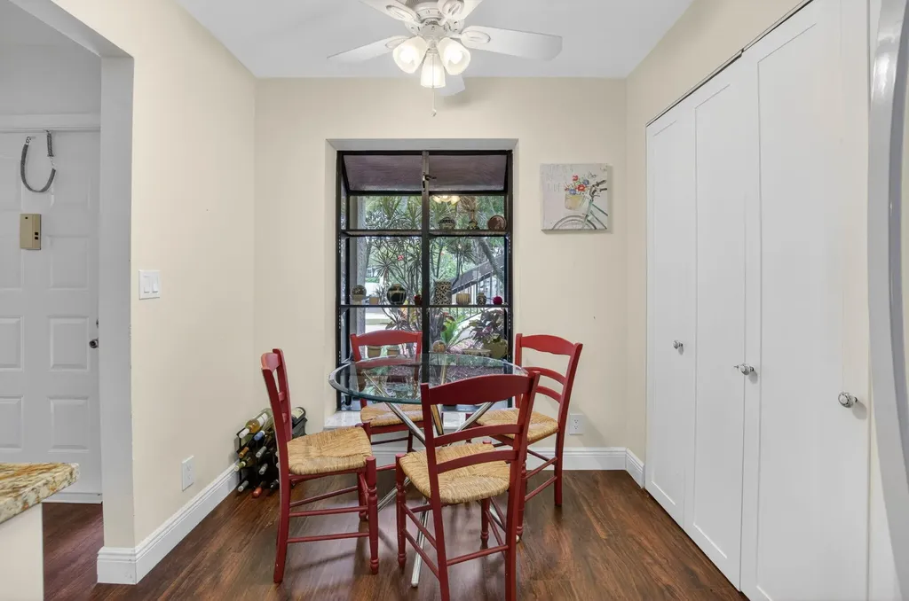 5021 Oakhill Lane Delray Beach FL 33484