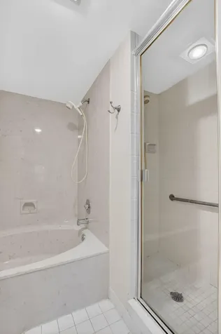 5021 Oakhill Lane Delray Beach FL 33484