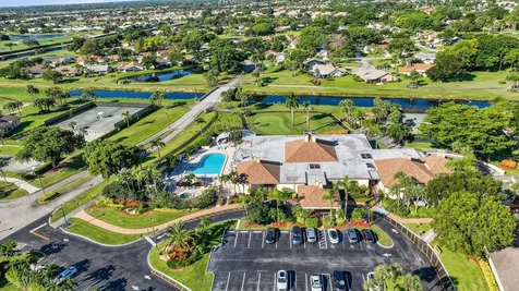 5021 Oakhill Lane Delray Beach FL 33484