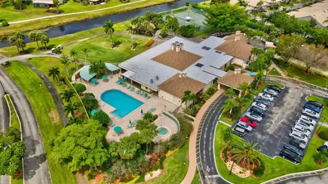 5021 Oakhill Lane Delray Beach FL 33484