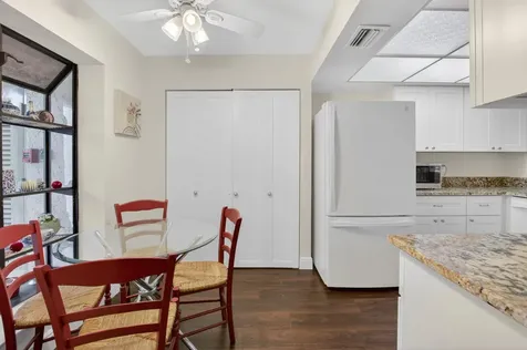 5021 Oakhill Lane Delray Beach FL 33484