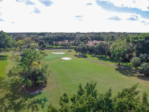 5021 Oakhill Lane Delray Beach FL 33484