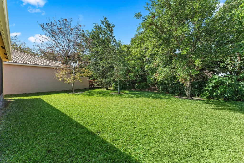 8727 Carmel Mountain Way Boynton Beach FL 33473