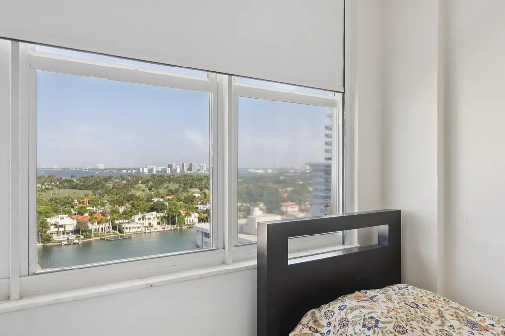 5601 Collins Avenue Miami Beach FL 33140