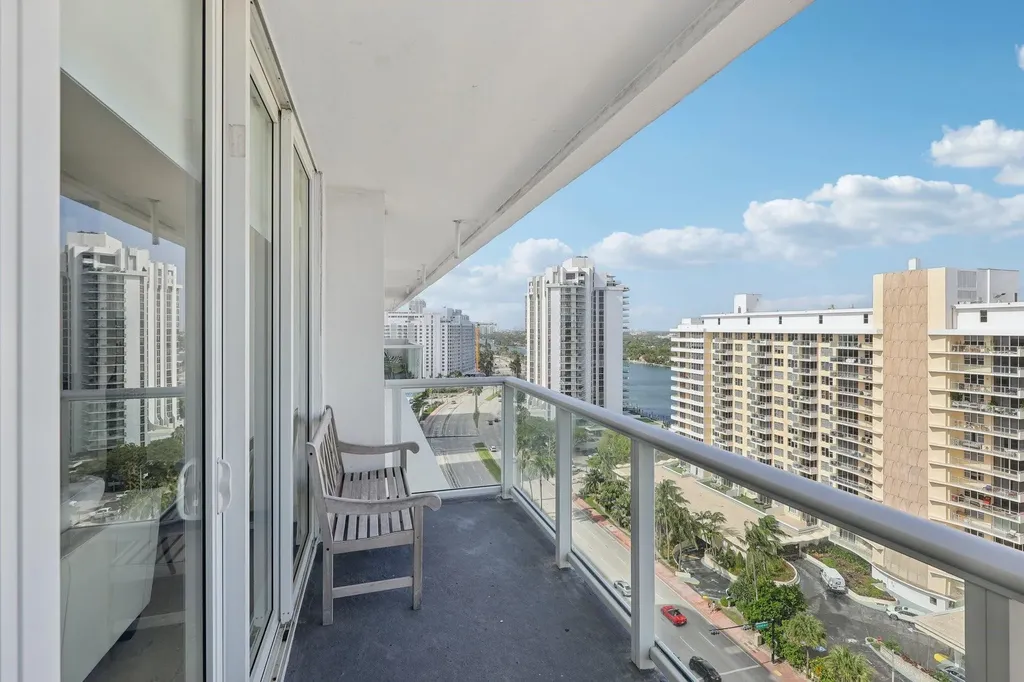 5601 Collins Avenue Miami Beach FL 33140