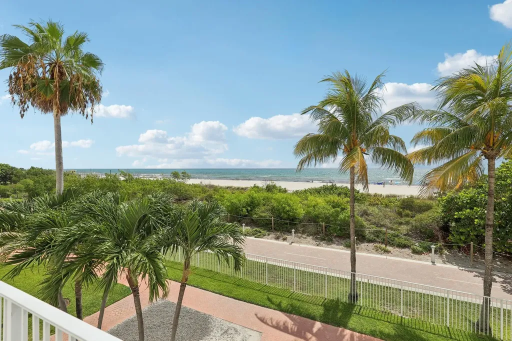 5601 Collins Avenue Miami Beach FL 33140