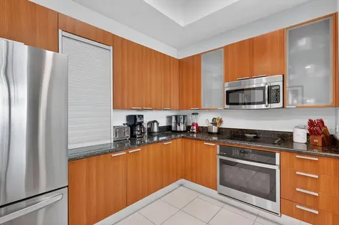 2640 Lake Shore Drive Riviera Beach FL 33404