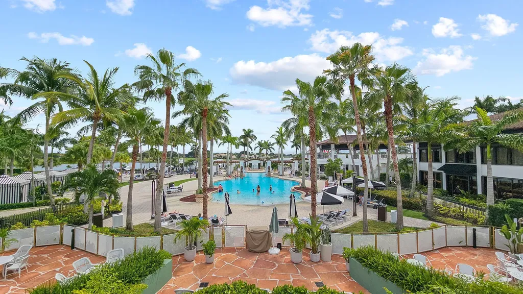 49 Admirals Court Palm Beach Gardens FL 33418