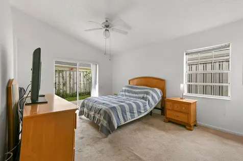 49 Admirals Court Palm Beach Gardens FL 33418