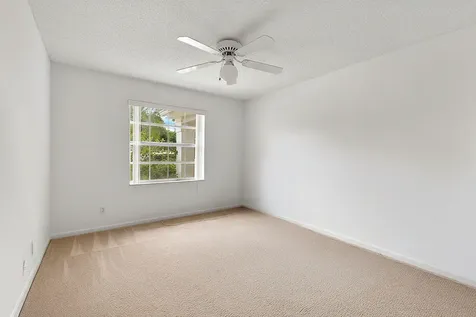 49 Admirals Court Palm Beach Gardens FL 33418