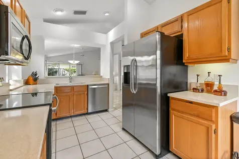 49 Admirals Court Palm Beach Gardens FL 33418